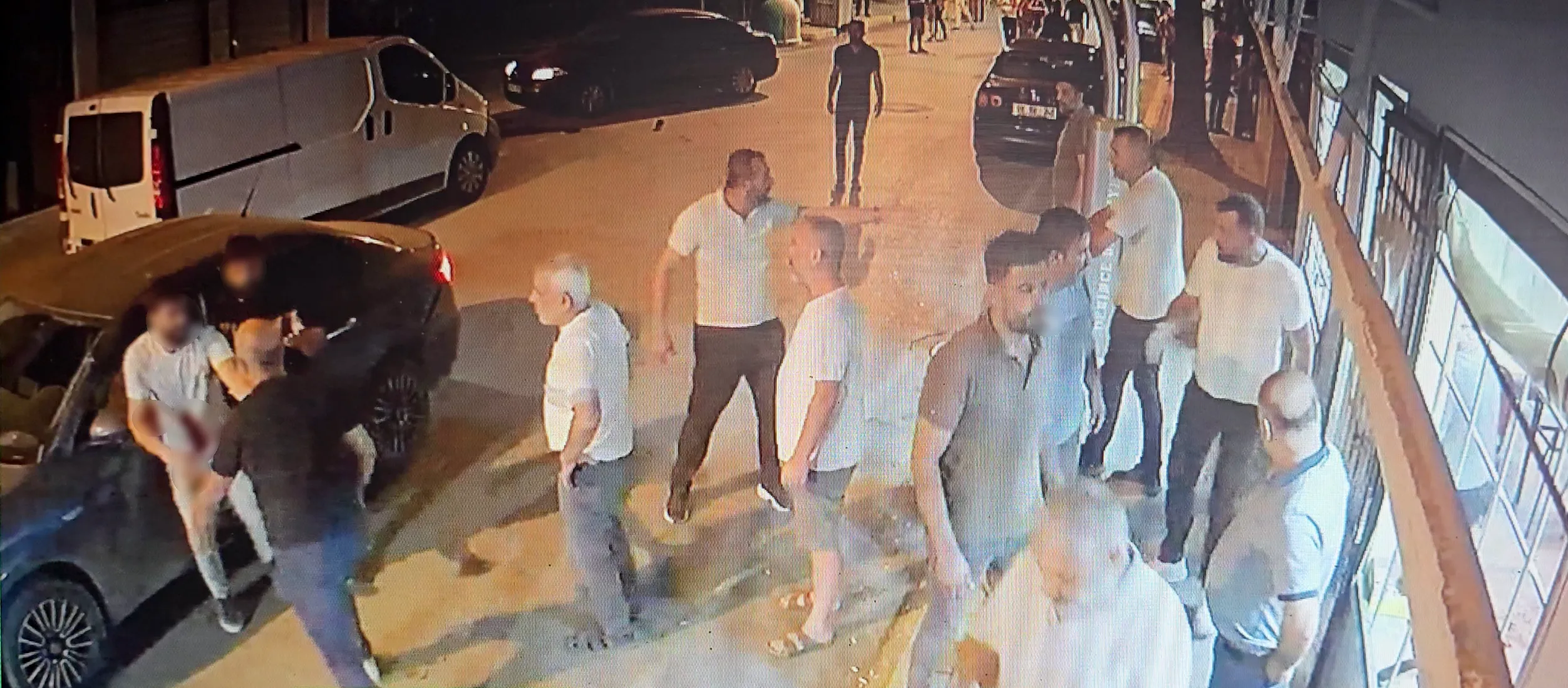 "Beni kaçırın" Mesajı akrabaları birbirine düşürdü: Kocaeli'deki dehşet anları güvenlik kamerasında