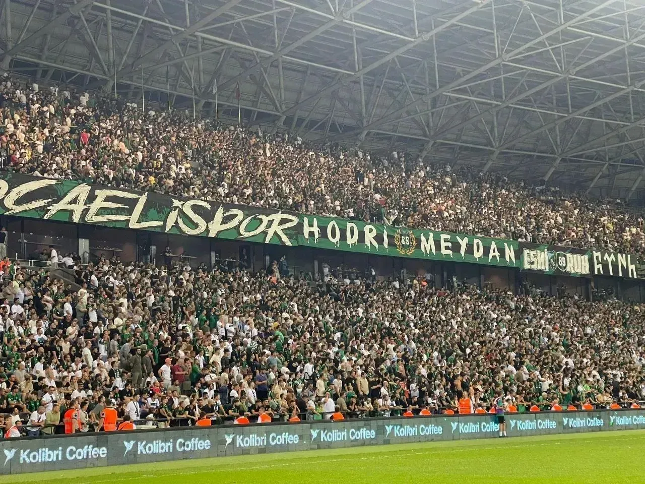 PFDK'dan Kocaelispor'a şok ceza! Taraftara kötü haber