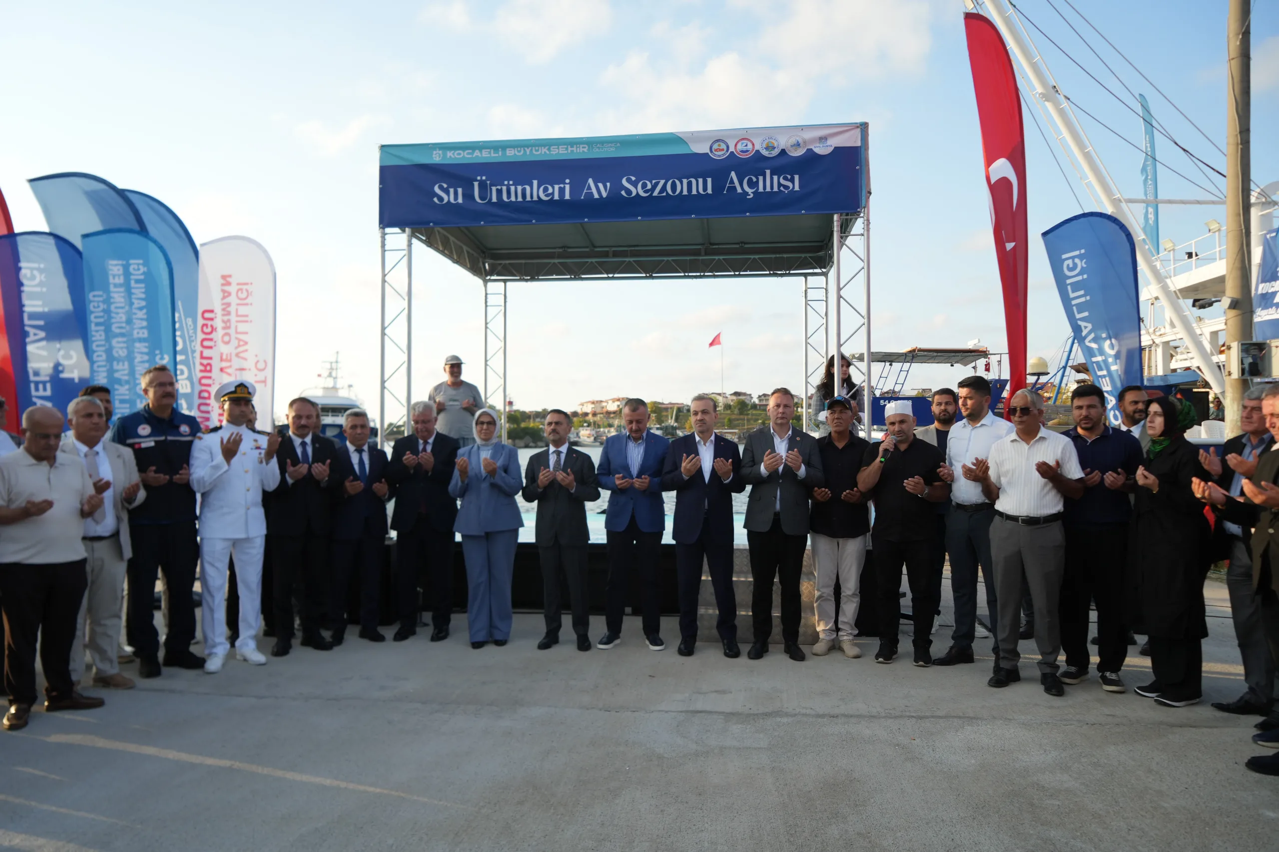 Su ürünleri av sezonu Kefken'de "Vira Bismillah" diyerek açıldı