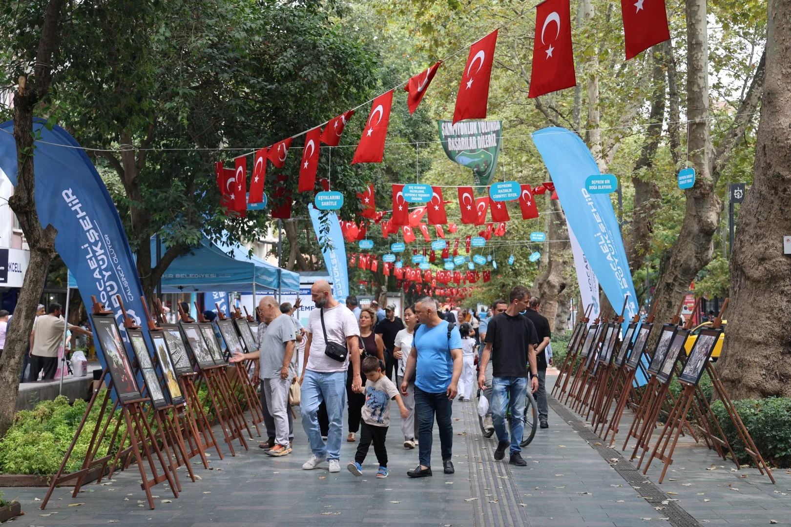 Kocaeli’de 17 Ağustos Marmara Depremi’nin 27’nci yılında düzenlenen sergide deprem