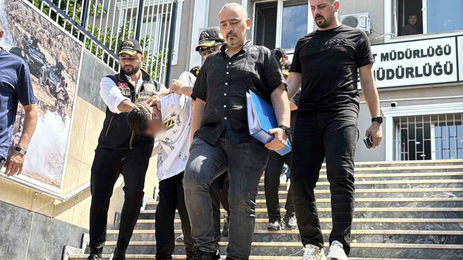 Kocaeli'de tanınan iş insanı Ercan Ekşi silahlı saldırıda öldürüldü