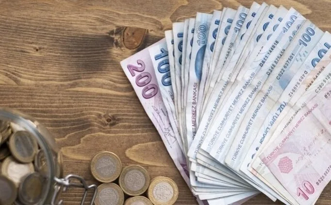 Milyonlarca çalışanın gözünü çevirdiği yeni asgari ücret zammı için aralık
