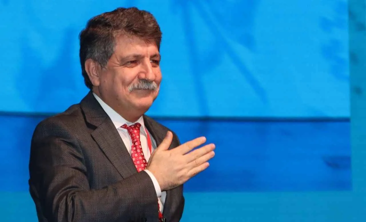 Kanko’nun Çerçeve Yasa oyu dikkat çekti: Dedesi Birinci Meclis’te Dersim milletvekiliydi