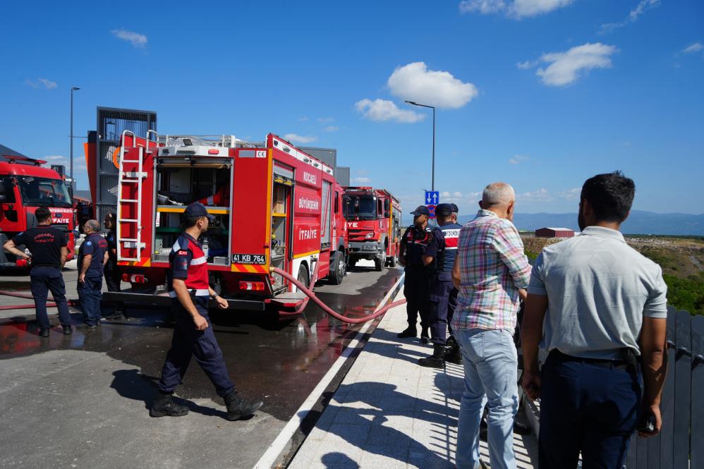 Kocaeli'de yangına kritik müdahale! Ekipler seferber oldu