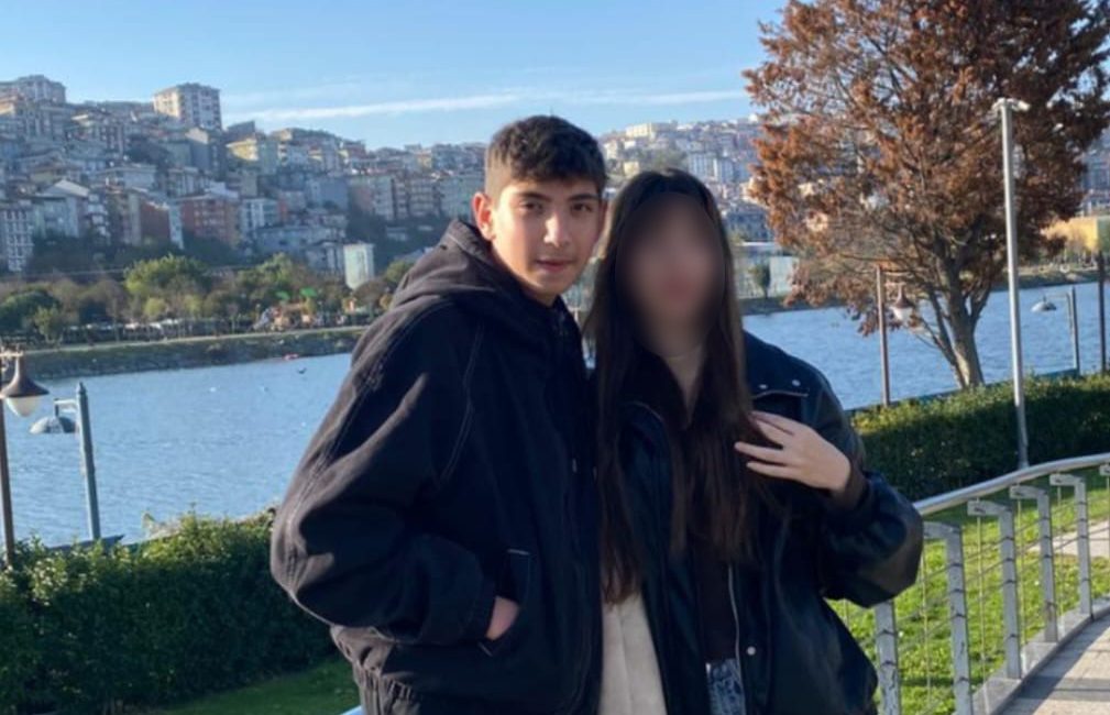 Sakarya'da ablasının doğum gününü kutlamak için gittiği arkadaşının evinde tabancayla