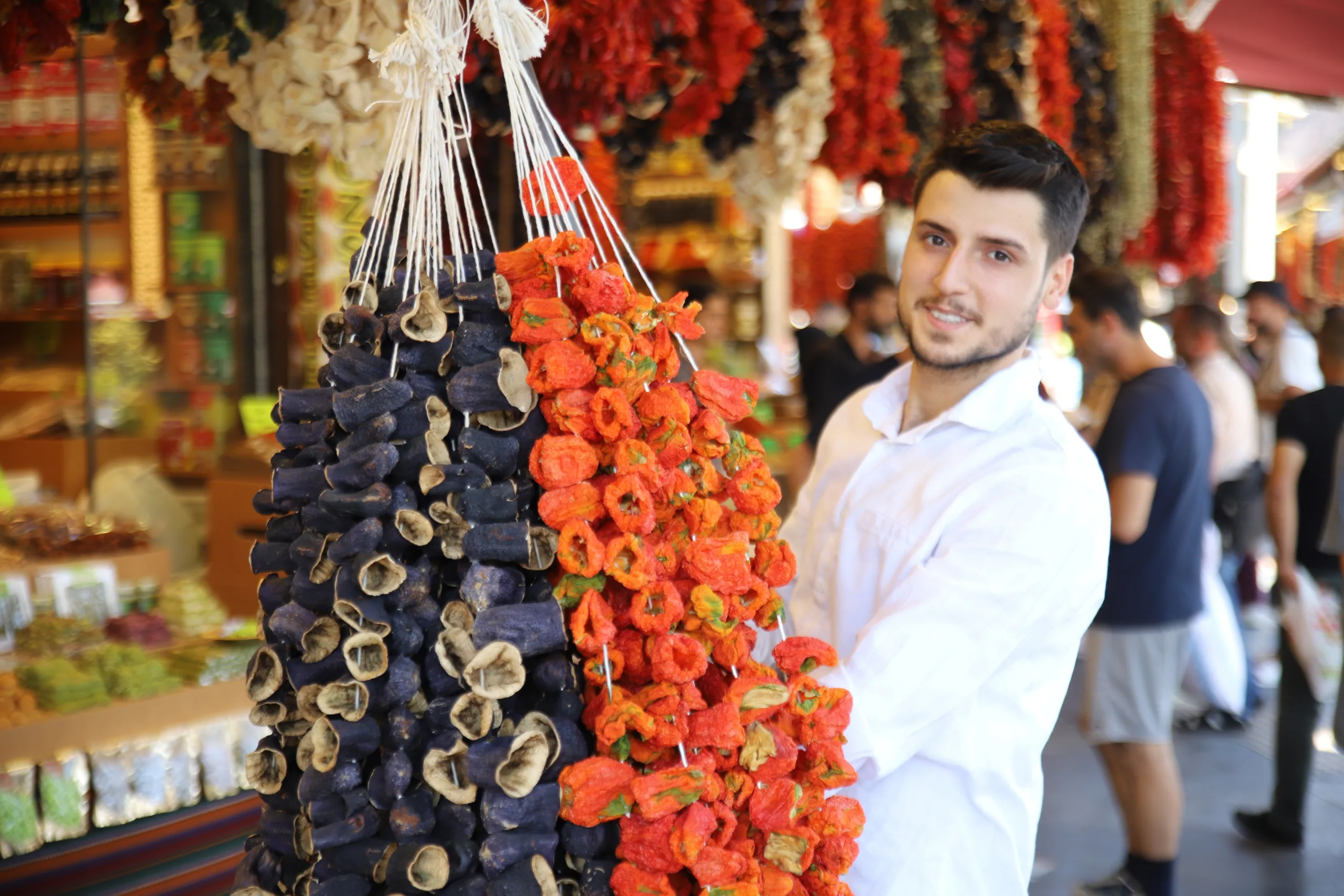 Gaziantep’te kurutmalık sezonu başladı! Tezgahlar renklendi
