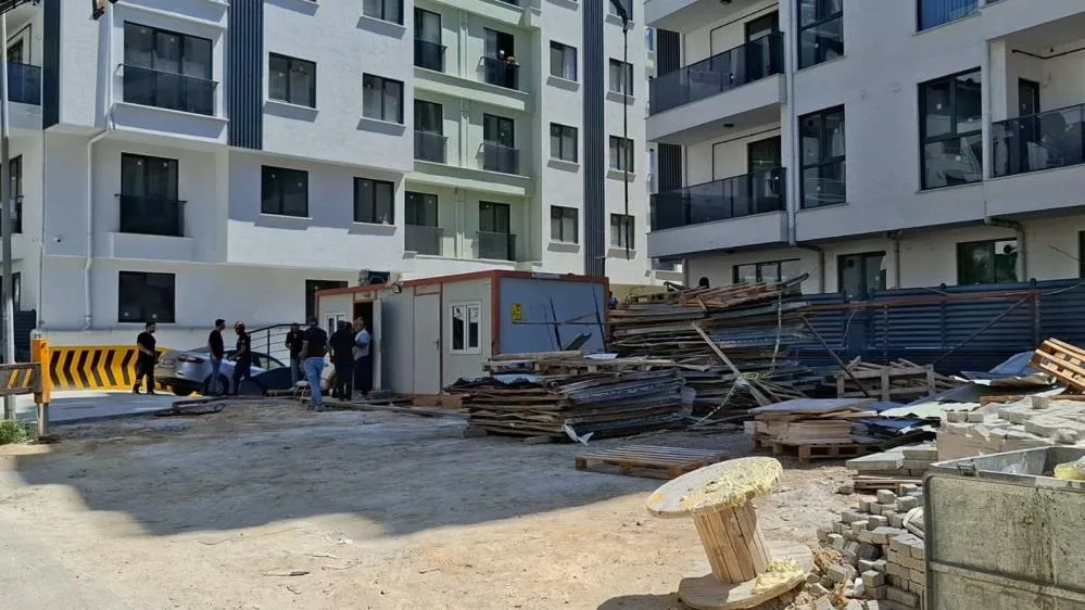 Çukura giren işçinin feci ölümü!