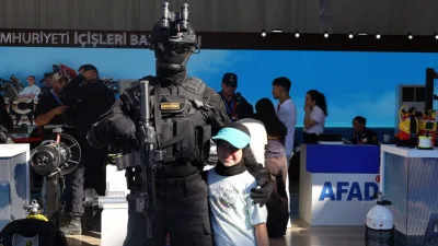TEKNOFEST Mavi Vatan’da “Siyah Giyen Adamlar” olarak bilinen JÖAK timleri