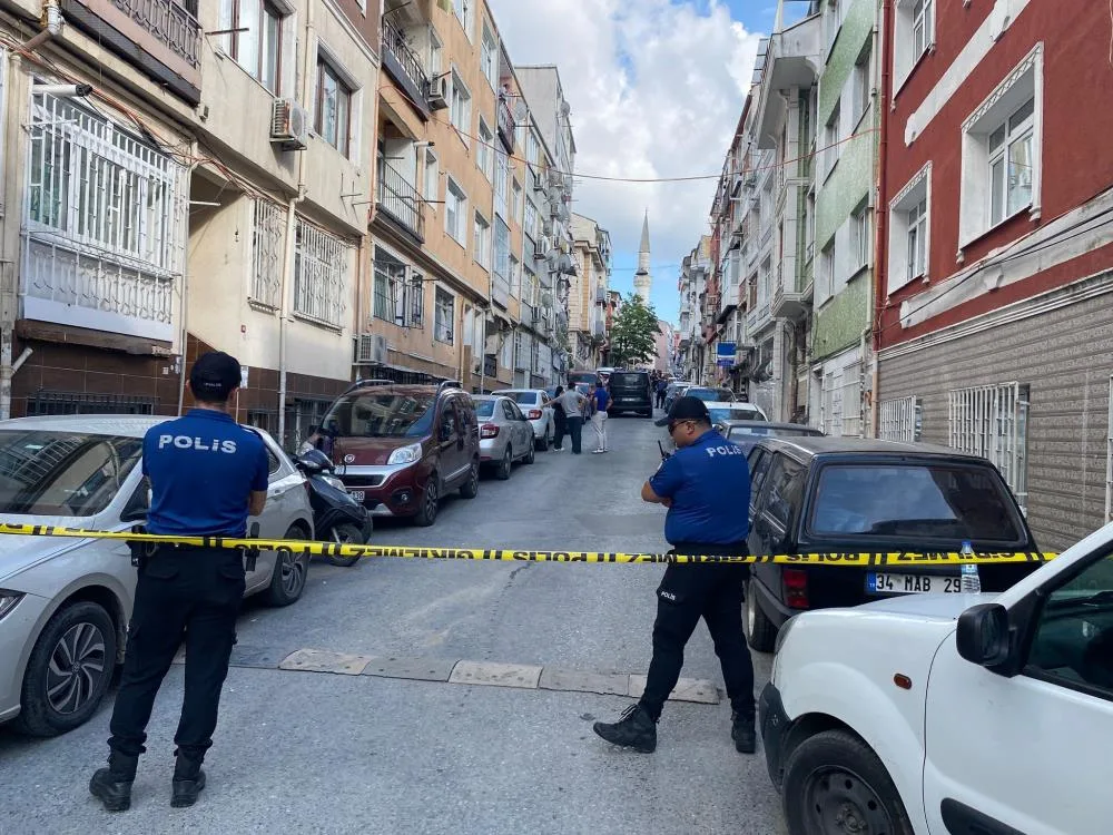 Olay, saat 15.30 sıralarında Hırka-i Şerif Mahallesi Gül Dede Sokak