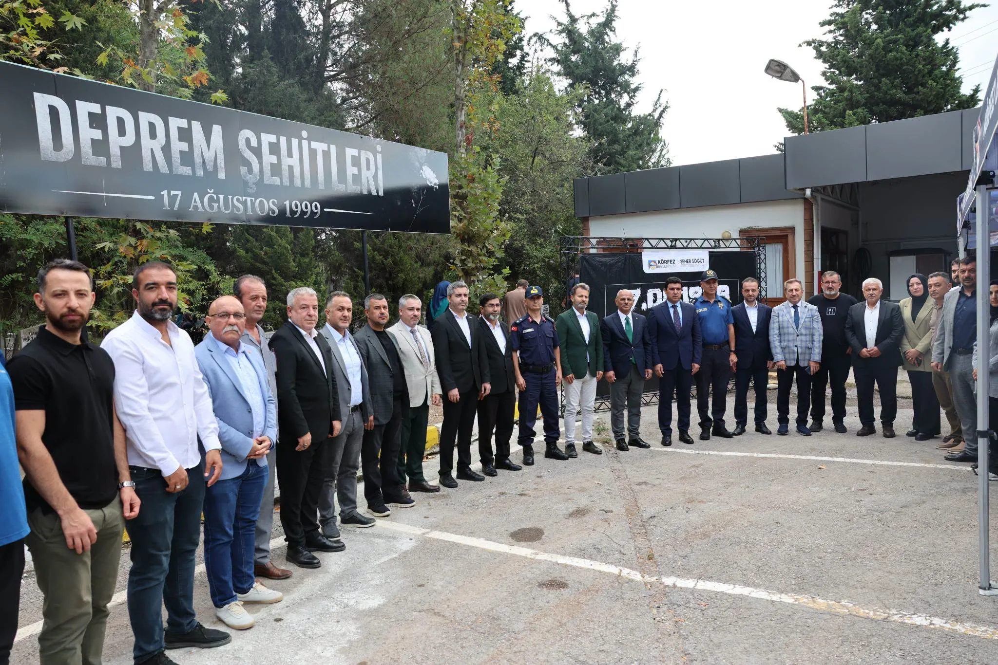 Körfez’de 17 Ağustos’un 27. yılında duygusal anma