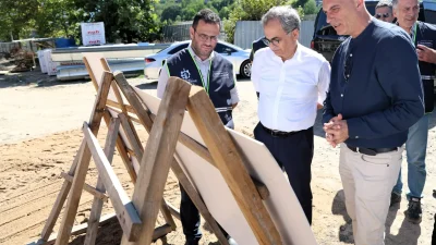 Kocaeli Büyükşehir Belediyesi Genel Sekreteri Dr. Hayri Baraçlı, Gölcük'te yapımı
