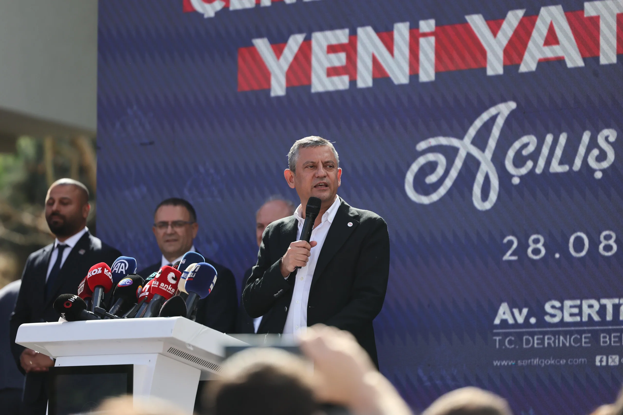 Çenesuyu büyüyor! Yeni yatırımlar Özgür Özel’in katılımıyla açıldı