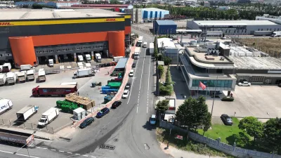 Kocaeli Büyükşehir Belediyesi, Çayırova hal bölgesindeki Şehzade ve Kadife Sokaklarda