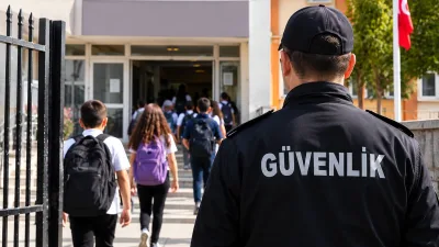 Milli Eğitim Bakanı Yusuf Tekin, okullarda güvenliği artırmak amacıyla 30