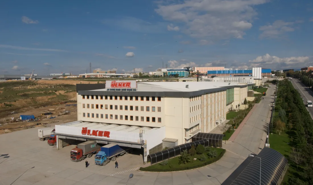 Atıştırmalık sektörünün dev isimlerinden pladis, Kocaeli’nin Gebze ilçesinde bulunan üretim