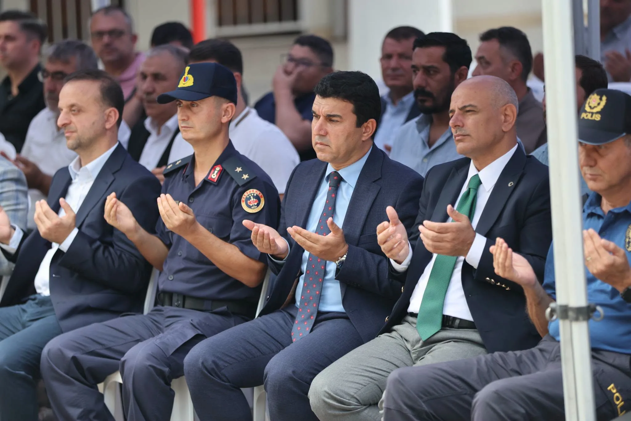 Körfez’de 17 Ağustos’un 27. yılında duygusal anma