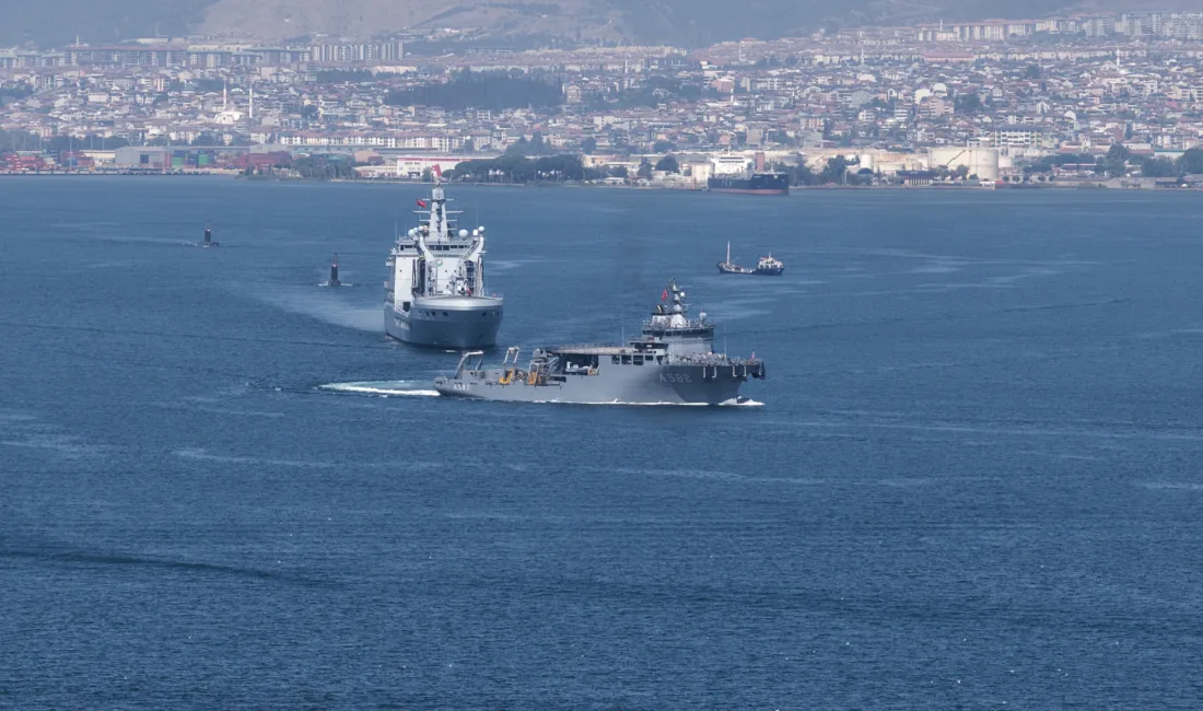 TEKNOFEST Mavi Vatan kapsamında İzmit Körfezi’nde düzenlenen deniz geçişinde Türk