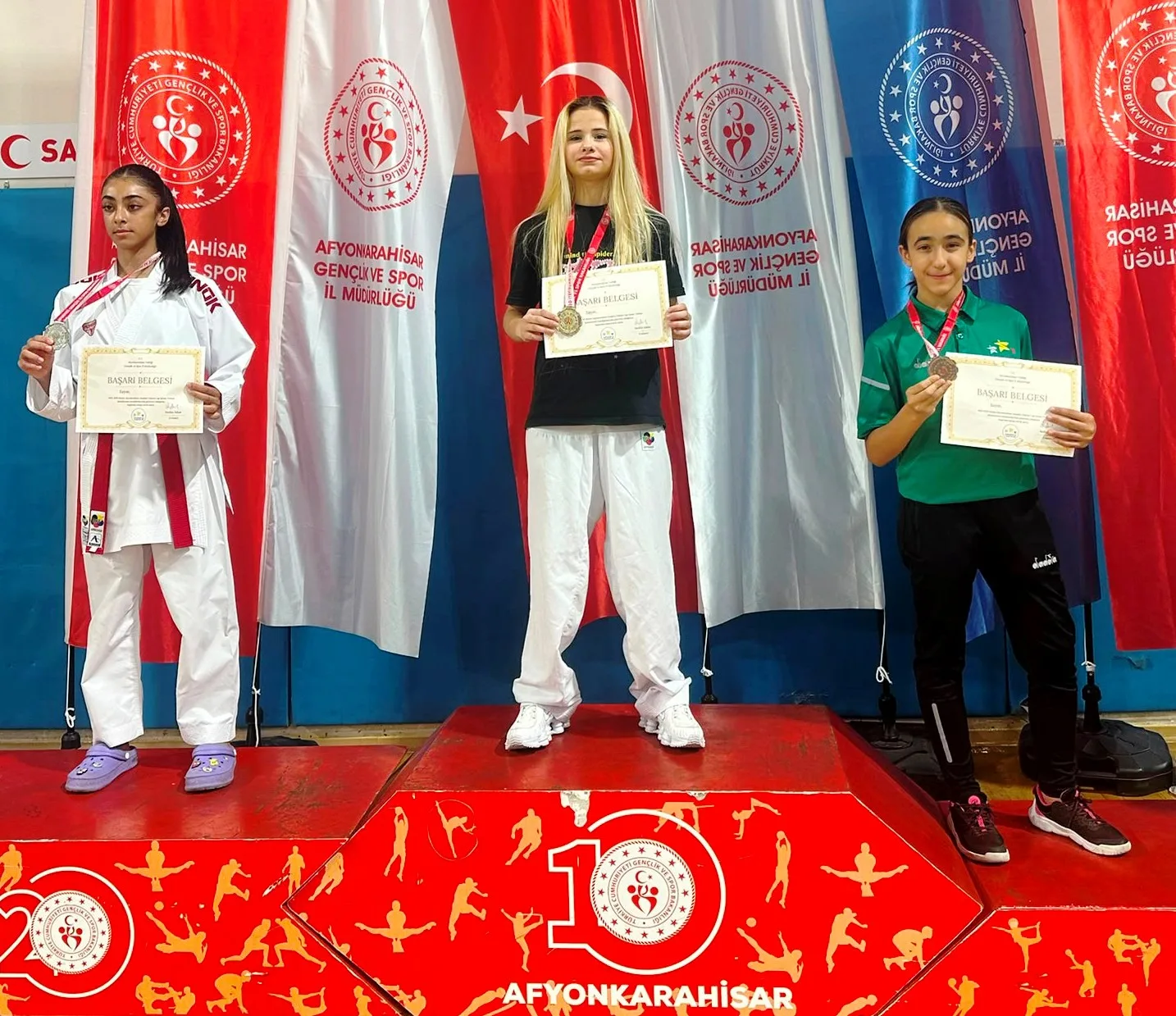 Körfezli Elif’ten Türkiye derecesi! Bronz madalyayla döndü
