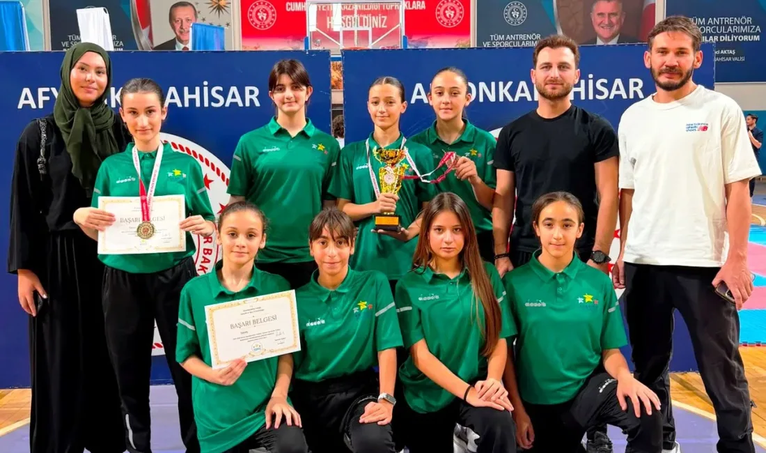 Afyonkarahisar’daki ANALİG Karate Türkiye Şampiyonası’nda Körfezli Elif Ecrin Baharoğlu 45