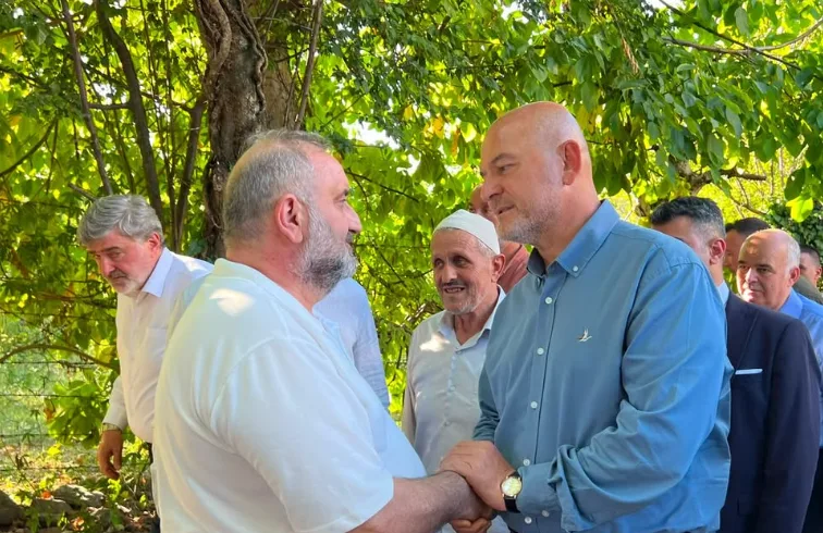 Eski Kocaeli Milletvekili Azize Sibel Gönül için Maşukiye’de Kur’an-ı Kerim