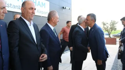Bir dizi temas ve ziyaret gerçekleştirmek üzere Kocaeli’ye gelen Özgür