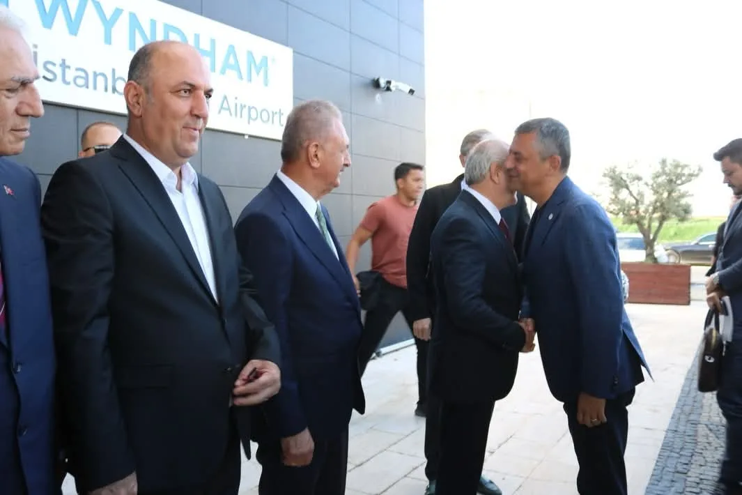 Yeni Parti lideri Özgür Özel Kocaeli'de