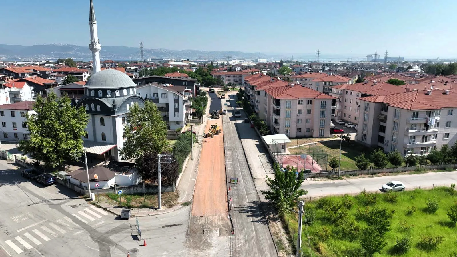 Gölcük’te çalışmalar hızlandı! O kavşakta trafik düzeni değişiyor