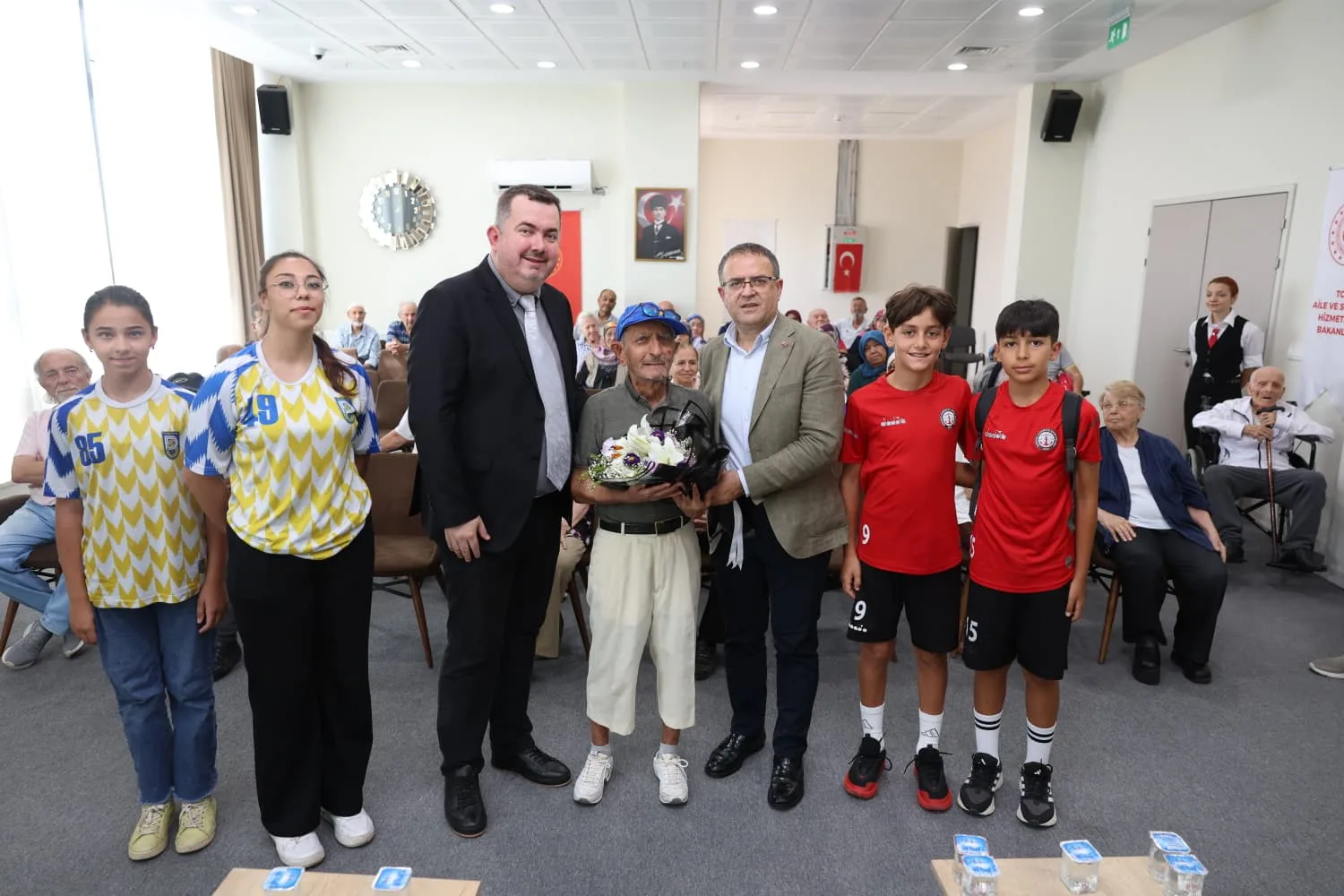 Başkan Gökçe’den Kocaeli Huzurevi’ne anlamlı ziyaret