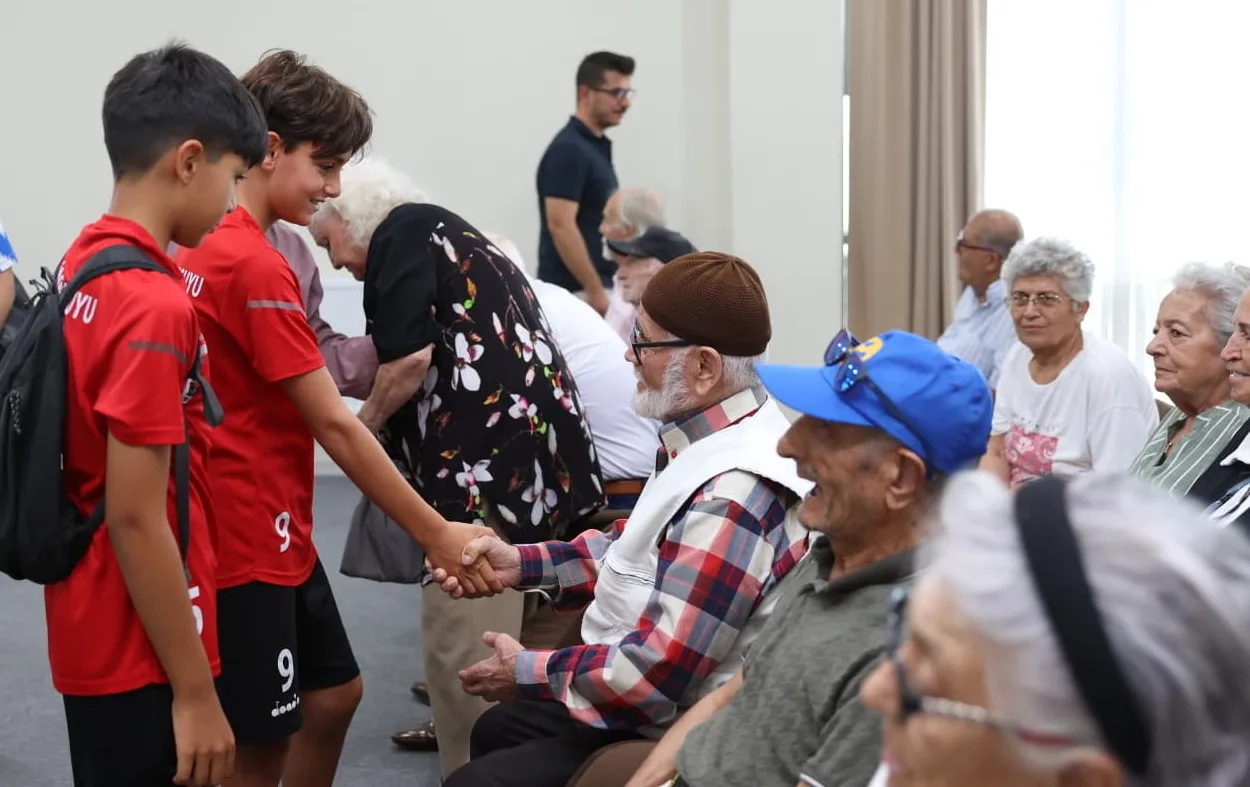 Başkan Gökçe’den Kocaeli Huzurevi’ne anlamlı ziyaret