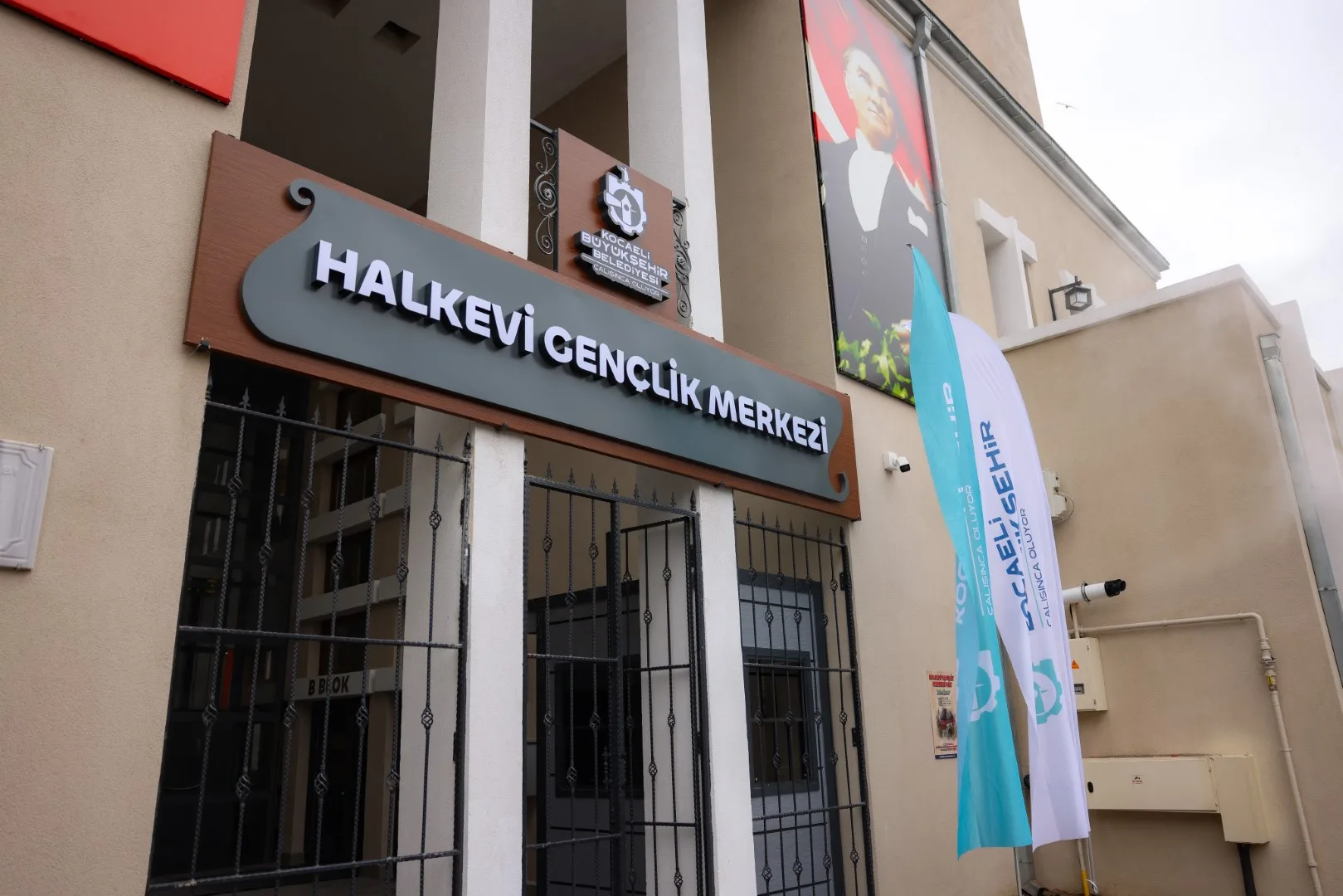 Kocaeli Halkevi Gençlik Merkezi 2026-2027 dönemine hazırlanıyor. Yeni sezon kayıtları