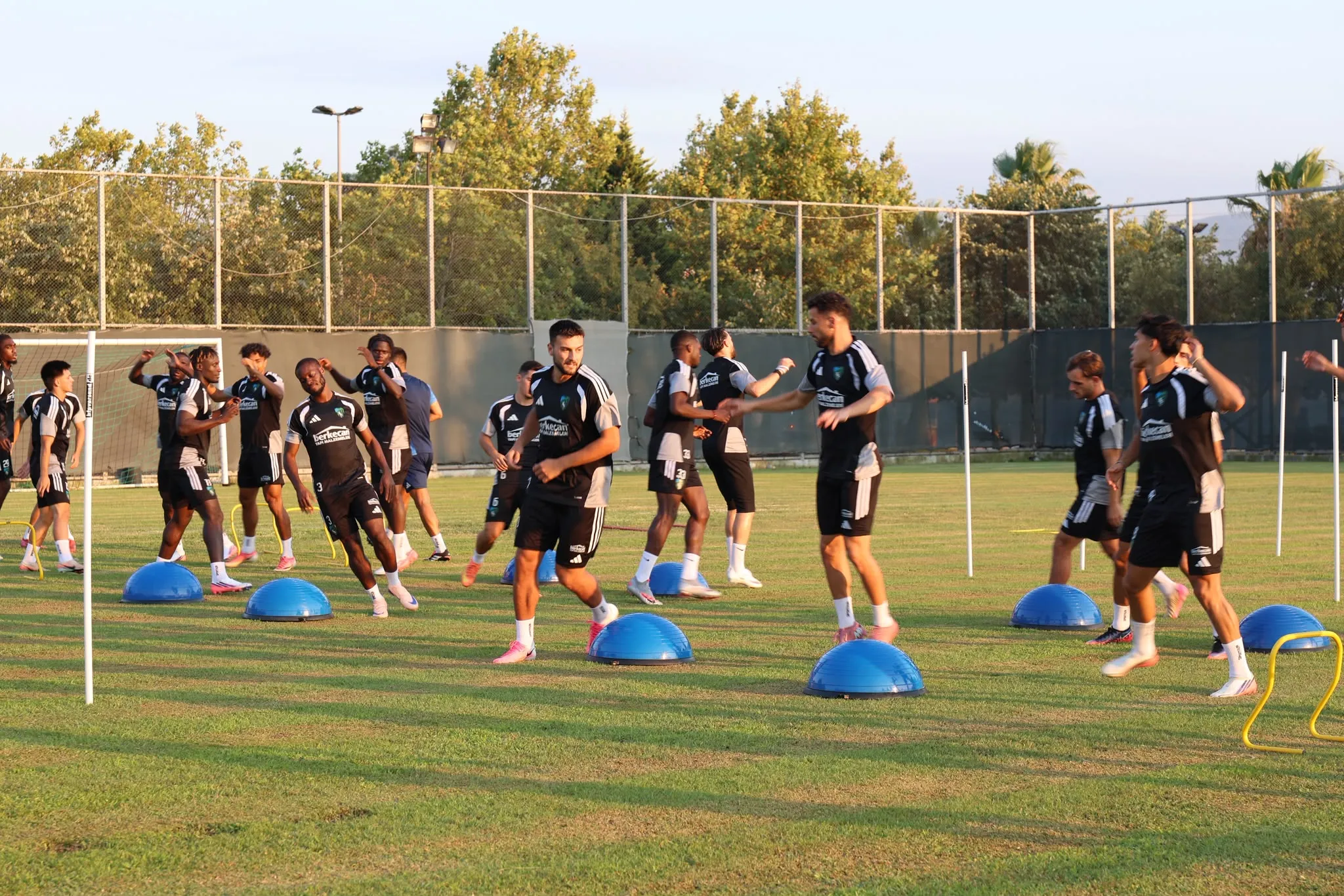 Kocaelispor teknik direktörü Selçuk İnan'dan transfer açıklaması