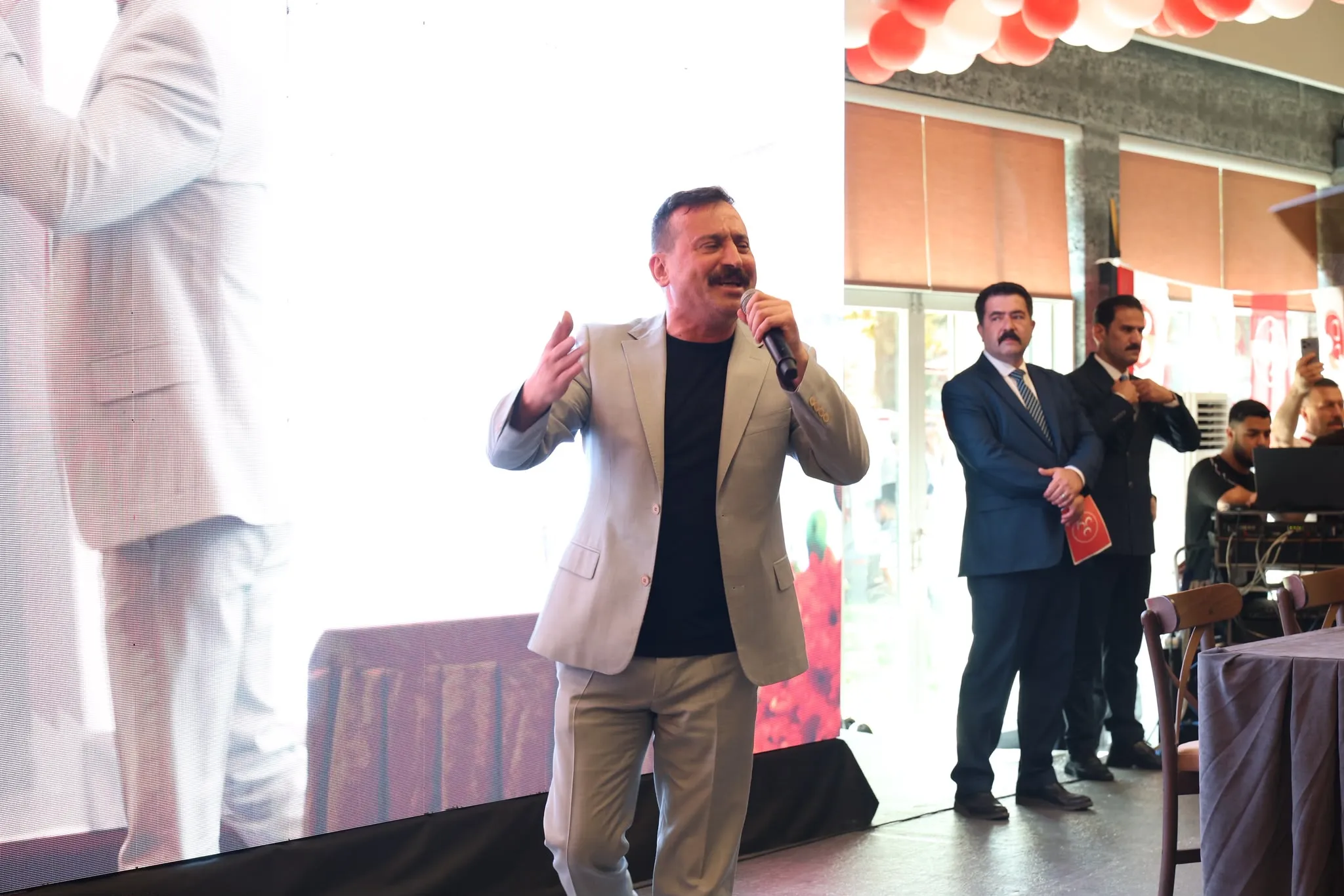 MHP Kocaeli'de kongre heyecanı: 601 delege sandık başında