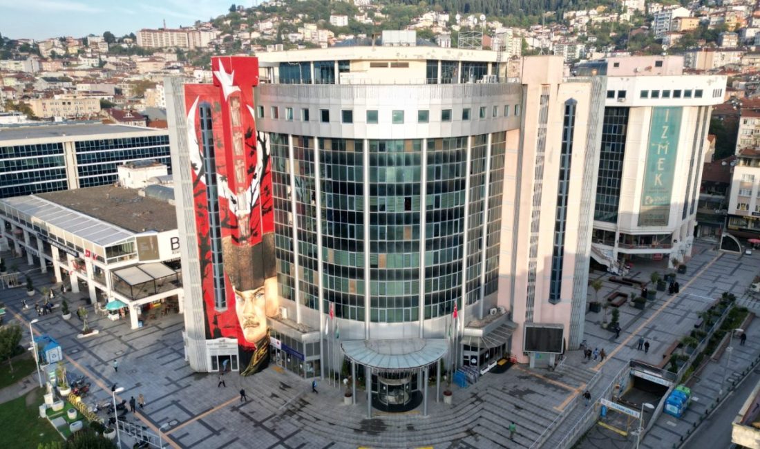 İzmit Belediyesi Ruhsat ve Denetim Müdürlüğünde yaşandığı öne sürülen iddialara