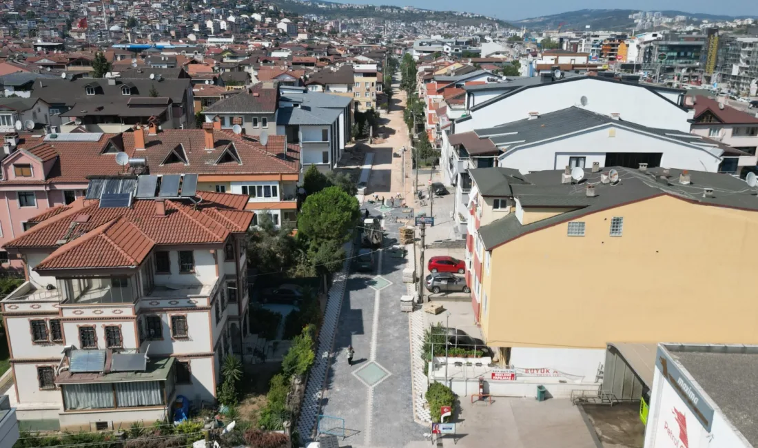 İzmit Belediyesi, SEDAŞ çalışmalarının ardından Yenişehir Mahallesi Gülistan ve Asilkent