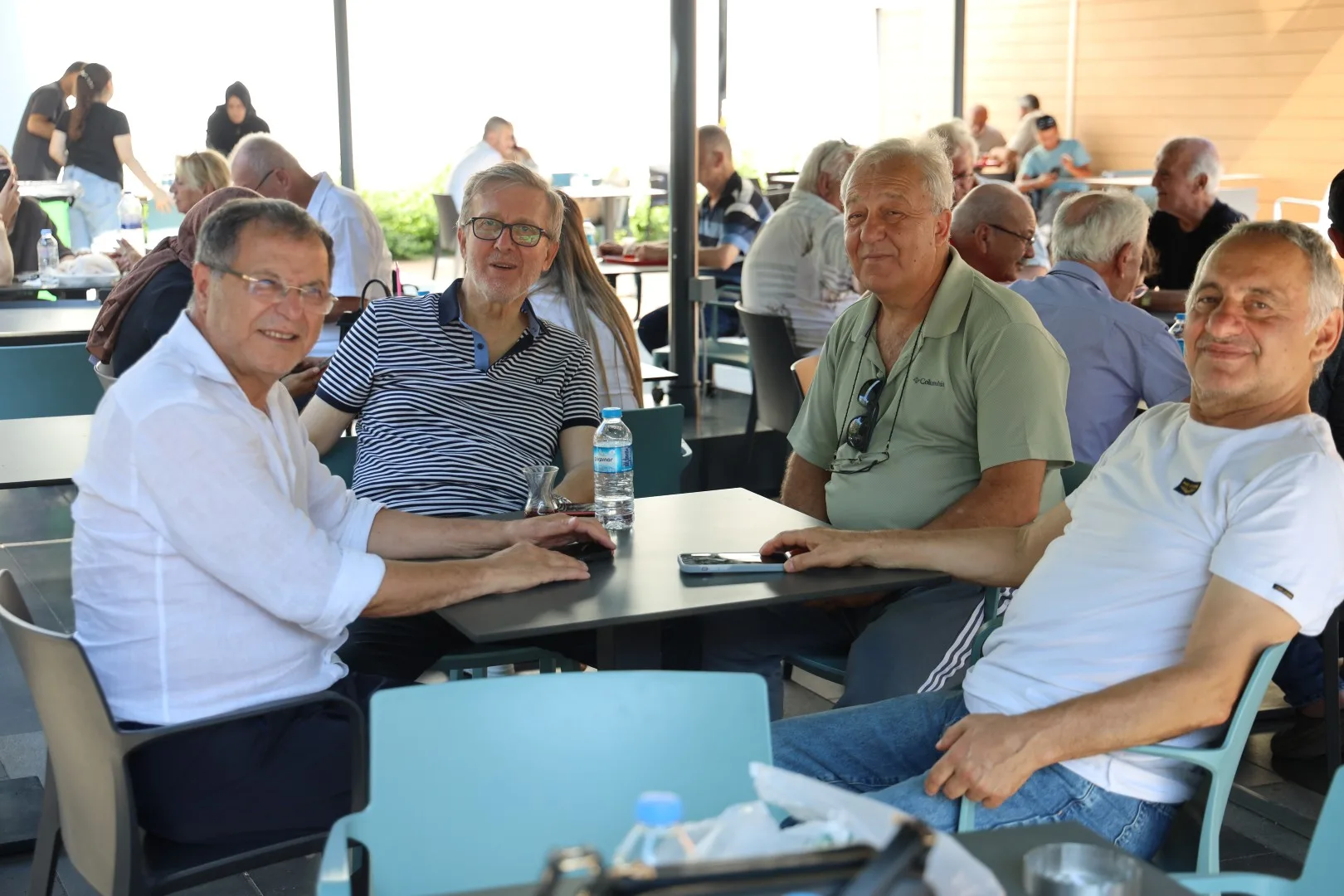 İzmit’in merkezinde yazın yeni adresi: Mola Park dolup taşıyor
