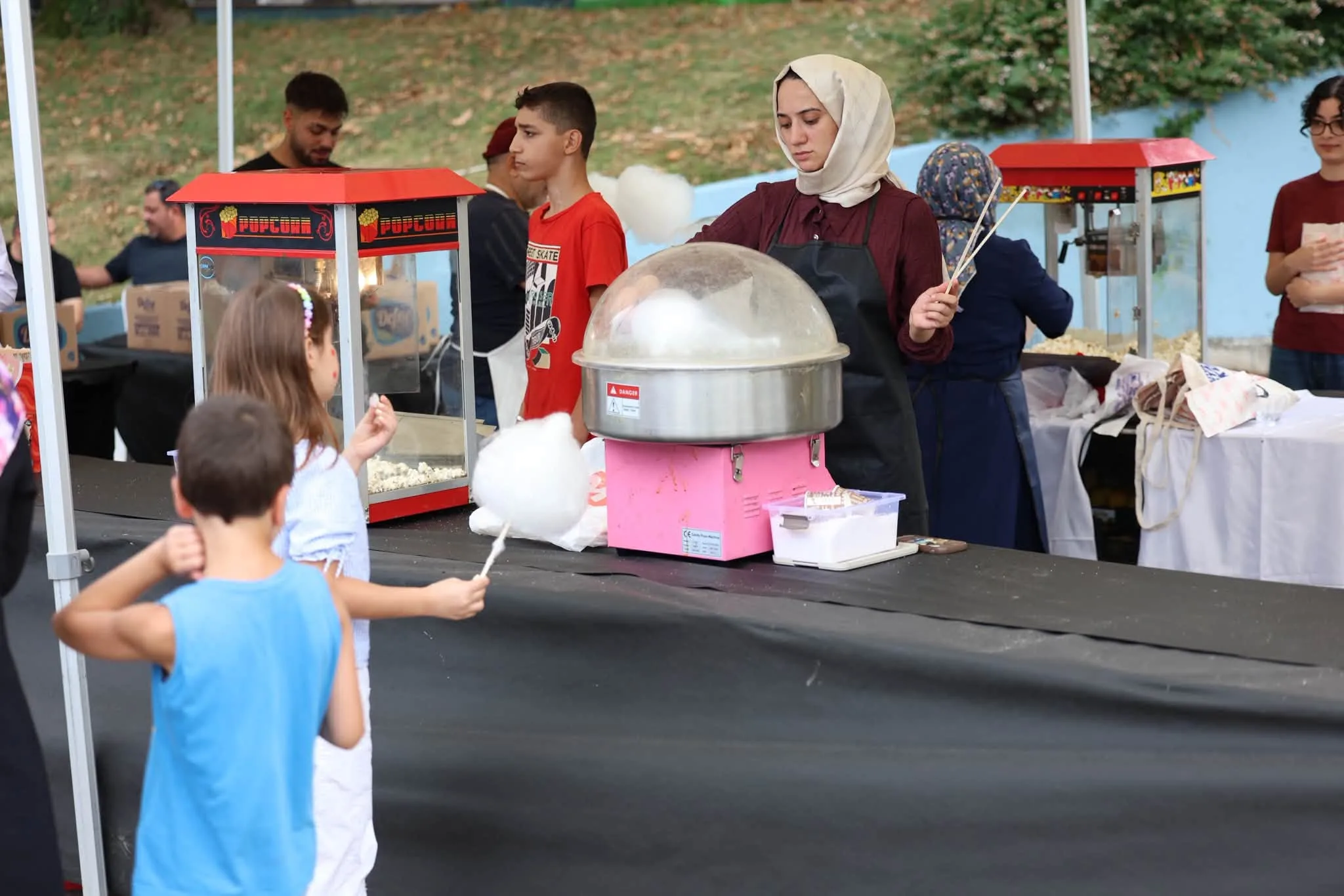 Yağmur Kartepe’yi durduramadı! Armut Şenliği’ne büyük ilgi