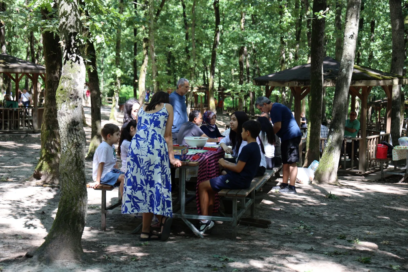 Kocaeli Ormanya’da ailelere doğayla iç içe tatil keyfi