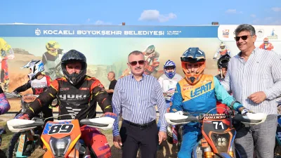 Kocaeli Büyükşehir Belediyesi’nin ana sponsorluğunda gerçekleştirilen Türkiye Süper Enduro Şampiyonası’nın