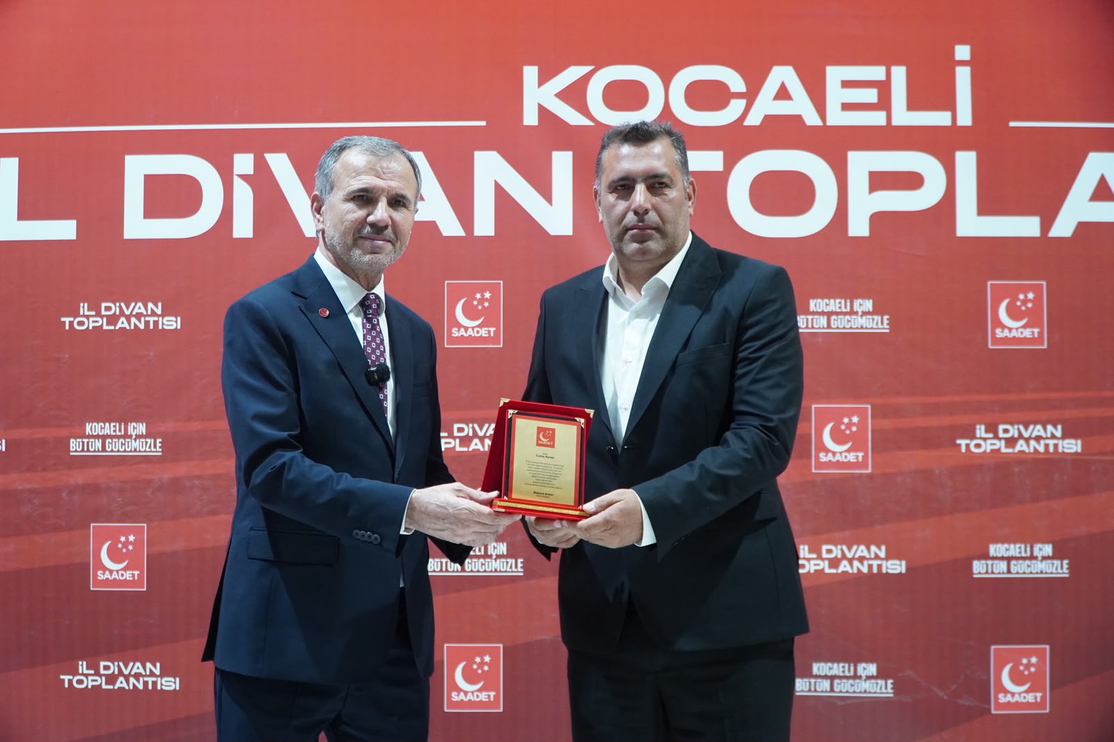 Saadet Kocaeli’de Yoğun katılımlı İl Divanı