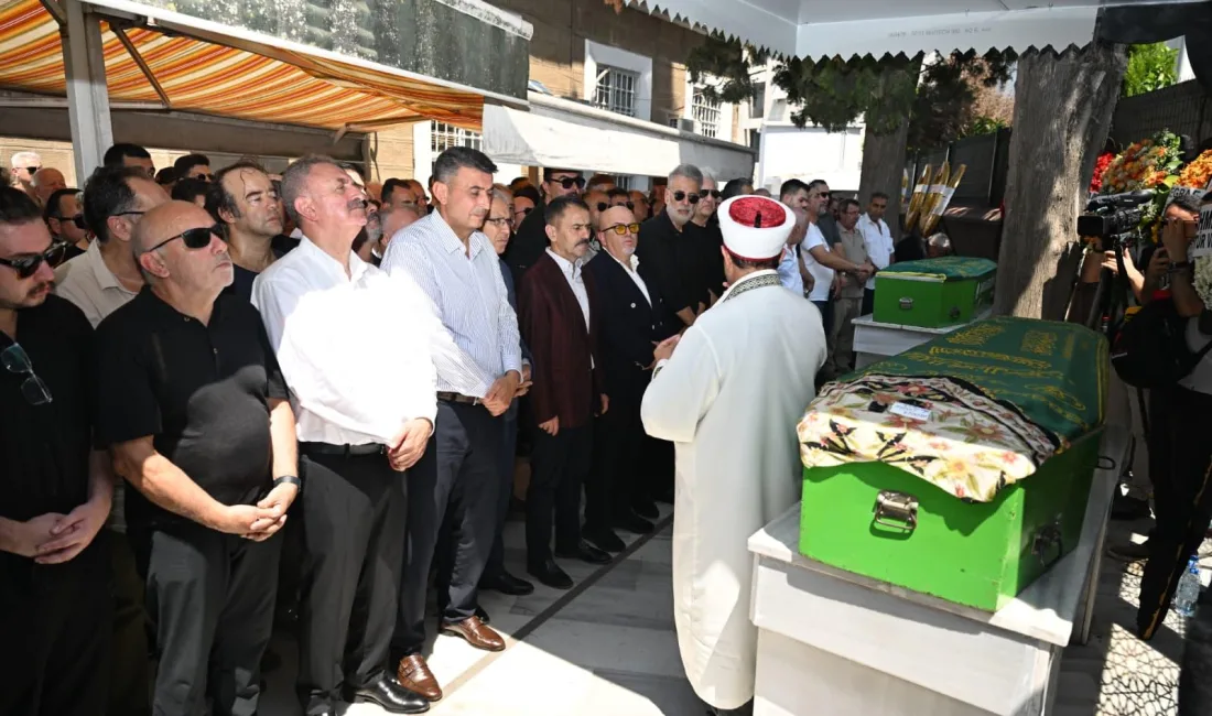Birol Güven'in annesi Aynur Güven'in cenaze törenine Kocaeli Valisi İlhami