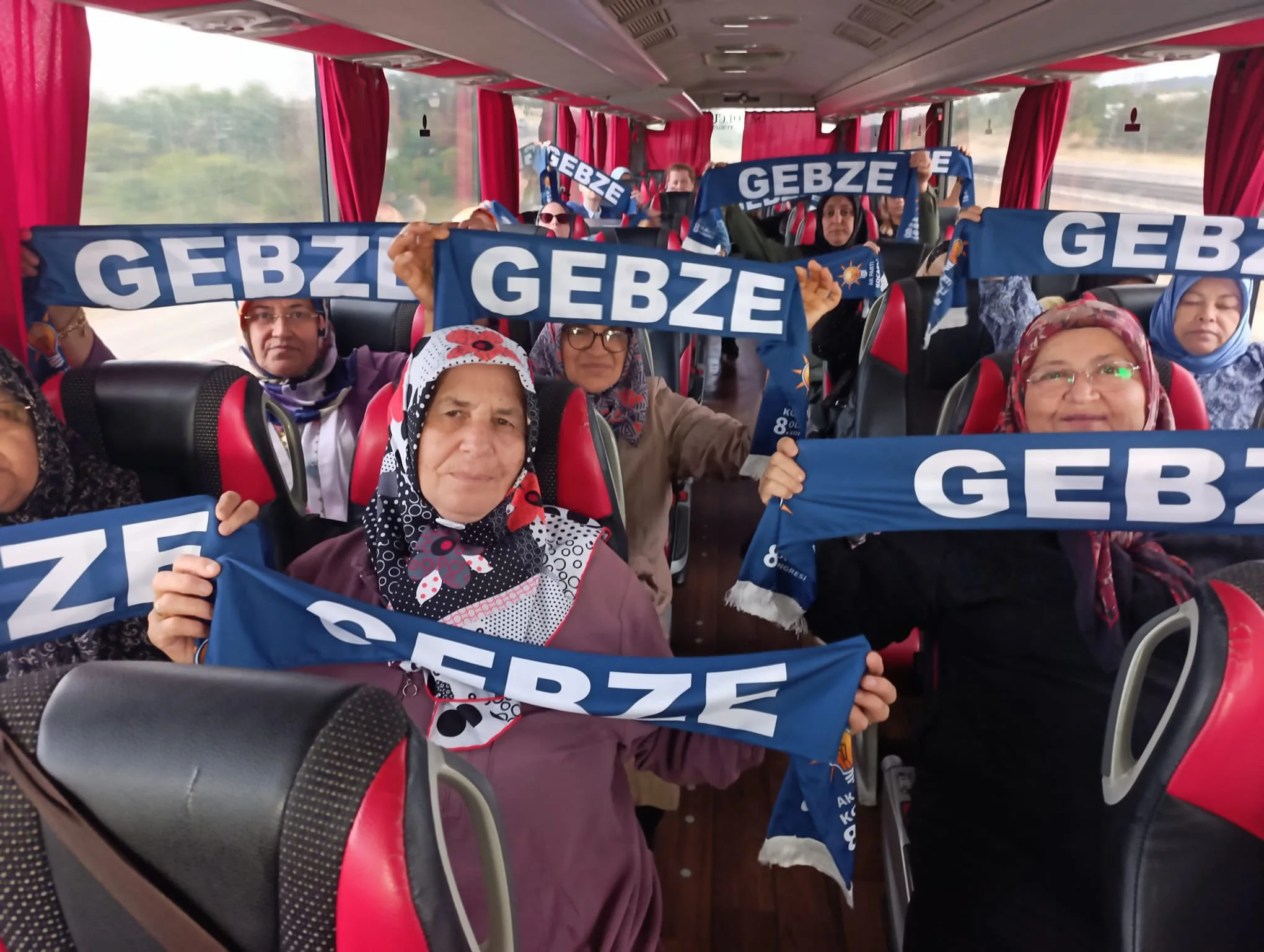 AK Parti’nin 25. yıl dönümü mitingine Kocaeli teşkilatlarından dev katılım