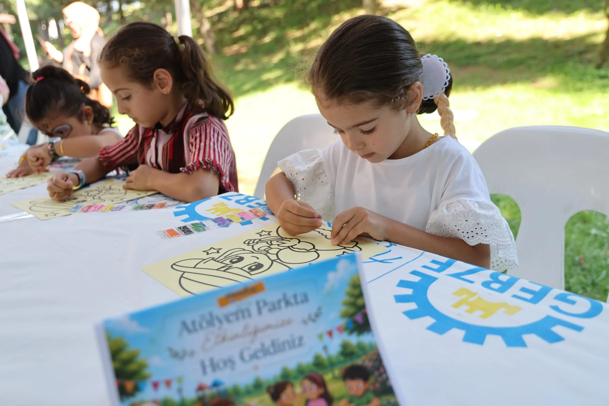 Gebze’de ‘Atölyem Parkta’ Sultan Murat Parkı’nda Çocuklarla Buluştu