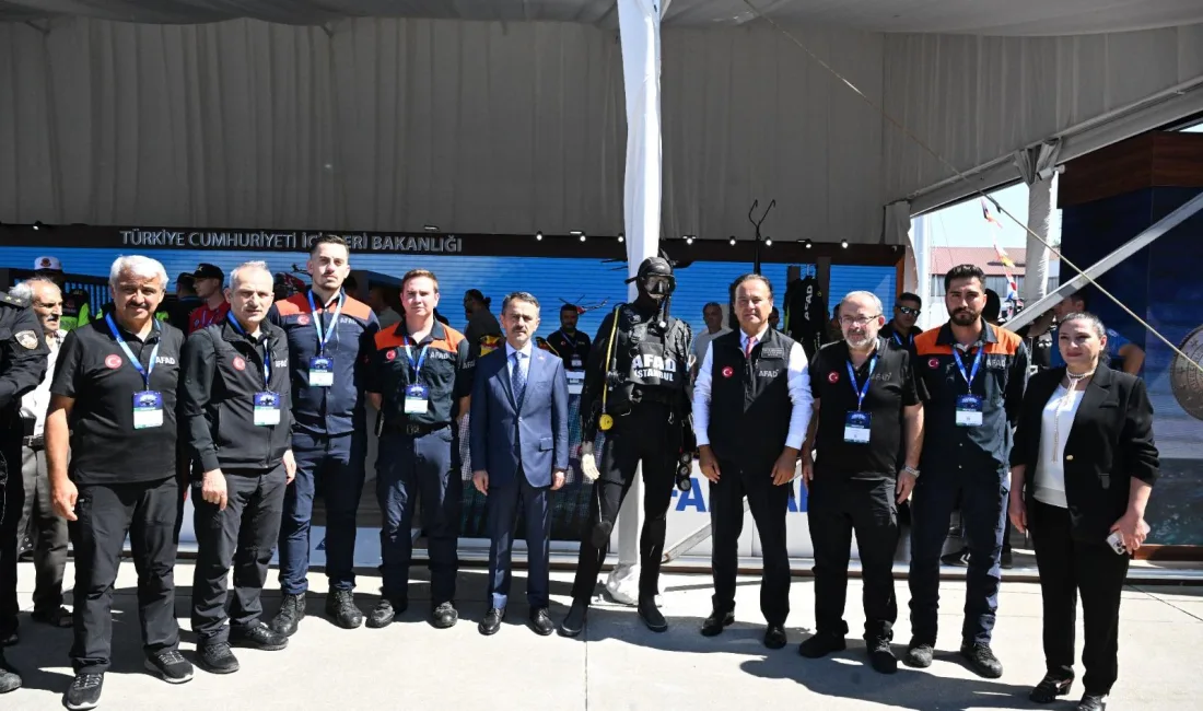 Kocaeli Valisi İlhami Aktaş, Gölcük Donanma Komutanlığındaki TEKNOFEST Mavi Vatan