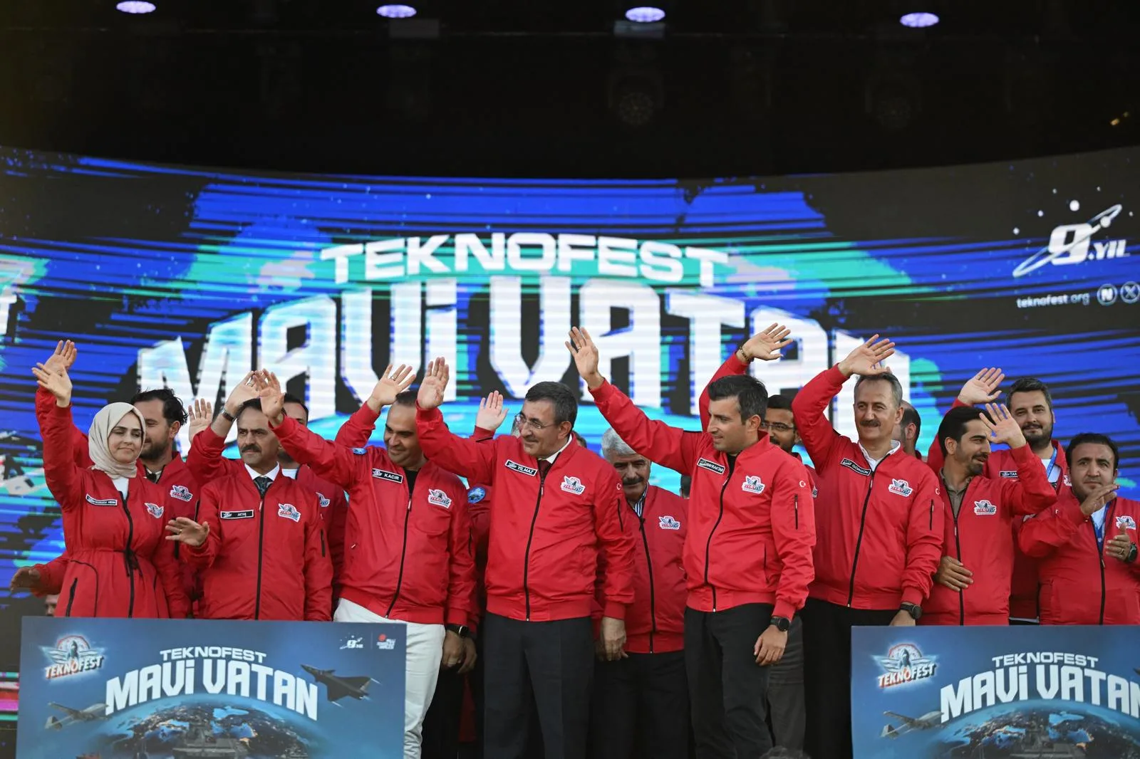 TEKNOFEST Mavi Vatan Gölcük’te görkemli finalle sona erdi