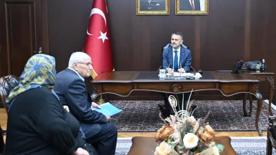 Kocaeli Valisi İlhami Aktaş, Gebze Valilik Makamı’nda vatandaşlarla buluşarak sosyal