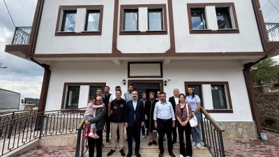 MHP Dilovası İlçe Başkanlığı, Tepecik Mahallesi Köy Konağı’ndaki kütüphaneye kitap