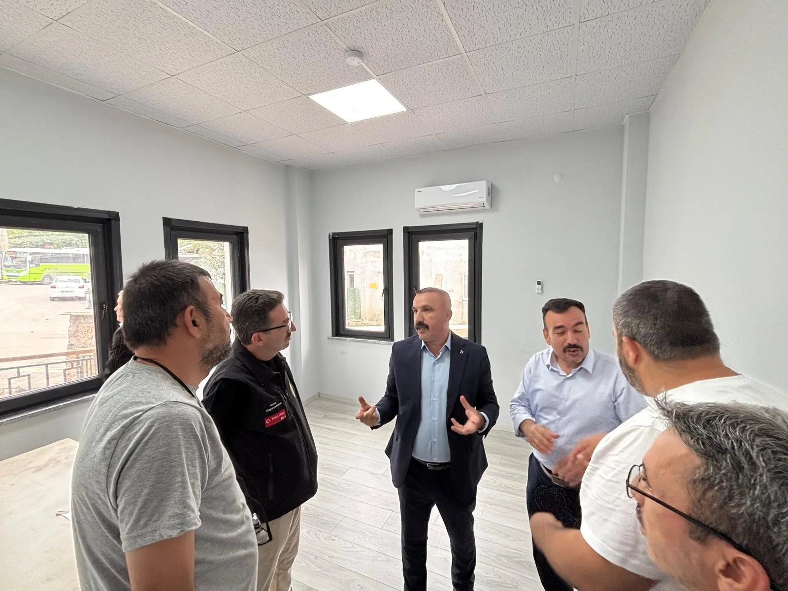 MHP Dilovası’ndan çocuk ve gençlere kitap desteği