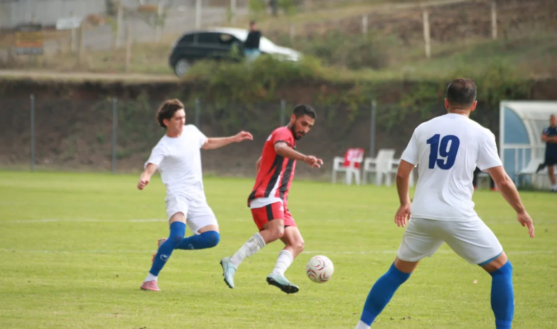 Yeni sezon hazırlıklarını sürdüren Gölcükspor, Hasaneyn Stadı’nda Bursa Yıldırımspor ile