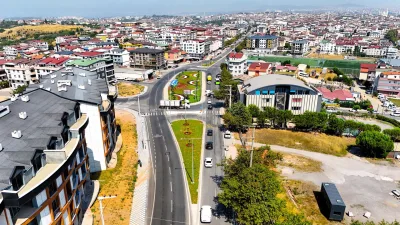 Kocaeli Büyükşehir Belediyesi’nin Darıca Tuzla ve Battalgazi caddelerinde gerçekleştirdiği kavşak