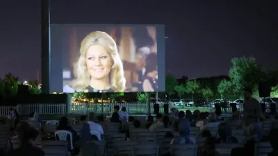 Kartepe Belediyesi Açık Hava Sinema Geceleri kapsamında Yeşilçam klasiği “Yalancı